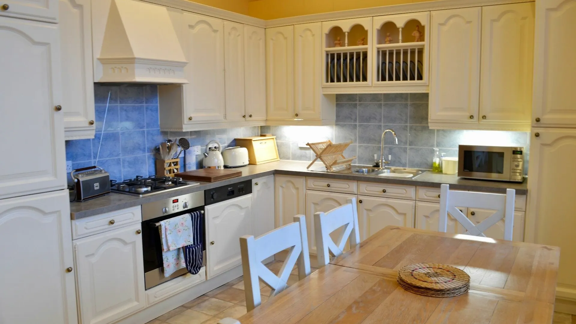 Georgian Flat In The West End Apartment Edinburgh